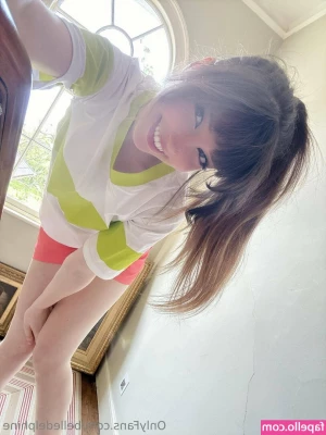 Belle Delphine [ belle-delphine-11 ] - Have a bootyful weekend cutie!💘