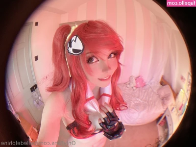 Belle Delphine [ belle-delphine-11 ] - Red Album  10  Toes  thighs  and soles
