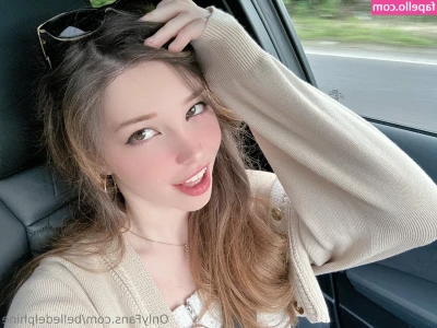 Belle Delphine [ belle-delphine-11 ] - Sending a video to everyone that turns on their renew option