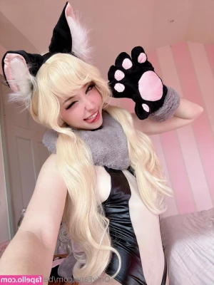 Belle Delphine [ belle-delphine-11 ] - I am on vacation for a bit enjoying the Holiday  Tell me what you
