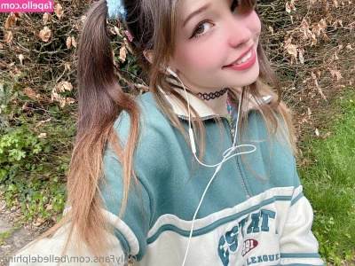 Belle Delphine [ belle-delphine-11 ] - Psychedelic goddess