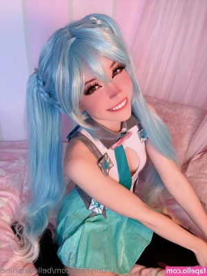 Belle Delphine [ belle-delphine-11 ] - Music   is life  DM and I can do some voice clips    Talk about music