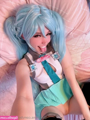 Belle Delphine [ belle-delphine-11 ] - Something a little different, I made from some pics... a slideshow part 1