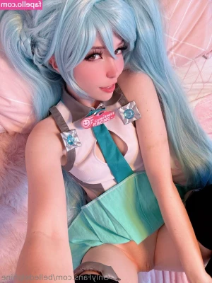 Belle Delphine [ belle-delphine-11 ] - Interrupted my workout and started eating my ass leads to fucking and part 1