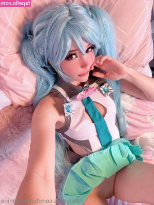 Belle Delphine [ belle-delphine-11 ] - some close ups