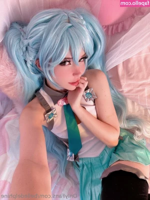 Belle Delphine [ belle-delphine-11 ] - Goooood morning 💕
