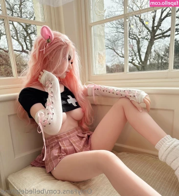 Belle Delphine [ belle-delphine-11 ] - GOOD MORNING MY LOVE   I serve you breakfast with this view for you