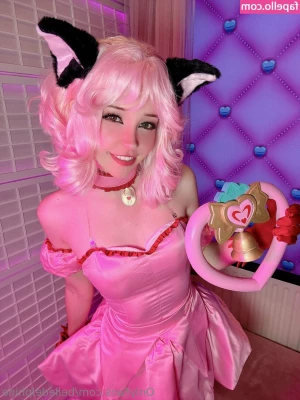 Belle Delphine [ belle-delphine-11 ] - Quieres que te lo chupe rico senpai