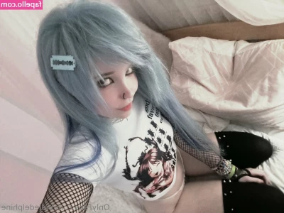 Belle Delphine [ belle-delphine-11 ] - New challenge accepted   my pussy is already pulsating  No orgasm for