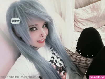 Belle Delphine [ belle-delphine-11 ] - Sometimes all you need to do is smile 😁😍❤️