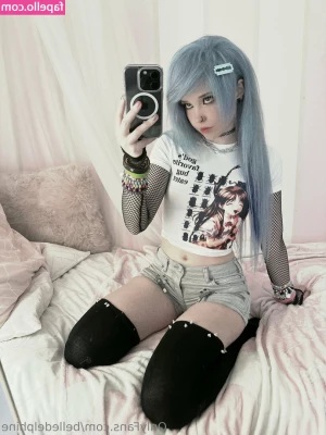 Belle Delphine [ belle-delphine-11 ] - Furday coming to you from the workplace