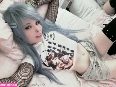 Belle Delphine [ belle-delphine-11 ] - What do you think when you look at me?🥰