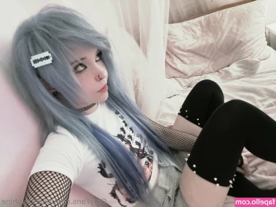 Belle Delphine [ belle-delphine-11 ] - Hi! Another long day 😅