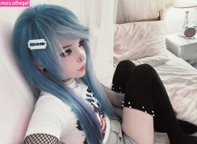 Belle Delphine [ belle-delphine-11 ] - A selfie I took before my last workout 😁  Do you have any exercise