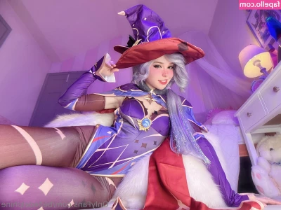 Belle Delphine [ belle-delphine-11 ] - Our latest video is here! Watch the gorgeous Gina Varney as she fucks