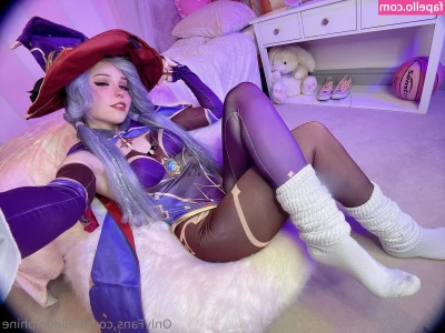Belle Delphine [ belle-delphine-11 ] - 2 VIDEO SPECIAL! Naturally, Cat would get crazy jealous if I didn't part 1