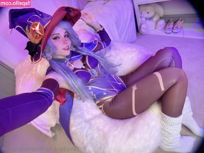 Belle Delphine [ belle-delphine-11 ] - I guess i got a little too loud🤭.. he shoved my own SOAKED