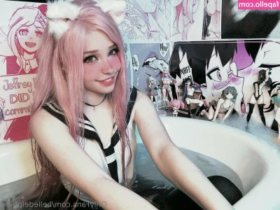 Belle Delphine [ belle-delphine-11 ] - I thought you might like a bit of sexy leg action xXx