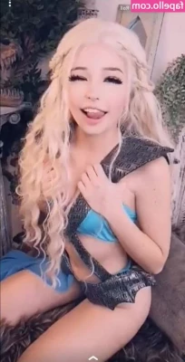 Belle Delphine [ belle-delphine-11 ] - A lil Sunday sole-shine