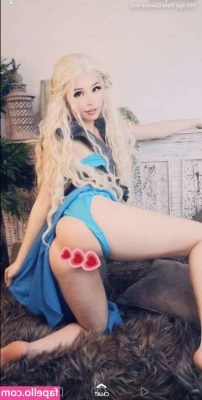 Belle Delphine [ belle-delphine-11 ] - Would you eat me up  Or go straight to filling me up with your cum