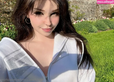 Belle Delphine [ belle-delphine-11 ] - Morning Strokes