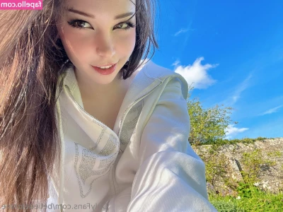 Belle Delphine [ belle-delphine-11 ] - Pretty Dick vs Ugly Dick Who comes out on top     RideDatDick