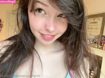 Belle Delphine [ belle-delphine-11 ] - I m sure my long nails and my wet hot mouth will make you cum in