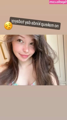 Belle Delphine [ belle-delphine-11 ] - Cuanto pagarían por ver mis squirt 💦 al privado?