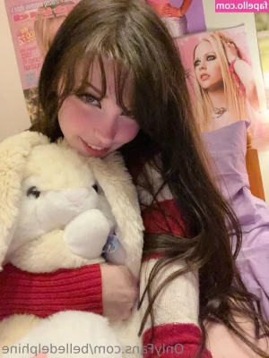 Belle Delphine [ belle-delphine-11 ] - “The pose” maybe I should learn to play tennis if I’m gonna