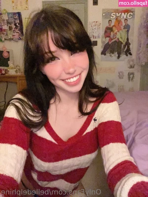 Belle Delphine [ belle-delphine-11 ] - Merry XXXMas! POV: you got me a dildo for Christmas and I can’t