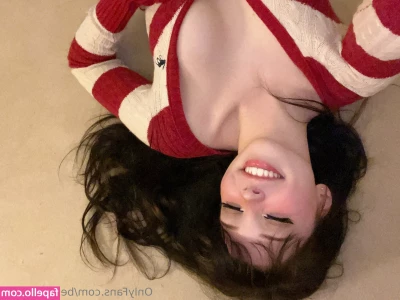 Belle Delphine [ belle-delphine-11 ] - As soon as you walk in the door tonight I’m getting on my knees.