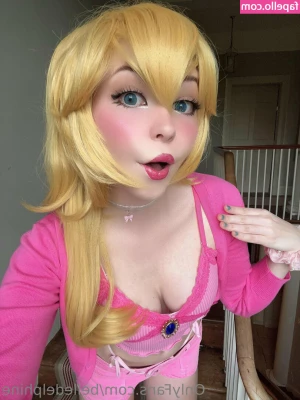 Belle Delphine [ belle-delphine-11 ] - Spoil my fat ass
