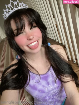 Belle Delphine [ belle-delphine-11 ] - God I love these underwear