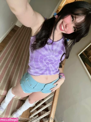 Belle Delphine [ belle-delphine-11 ] - Tell me what I should post next