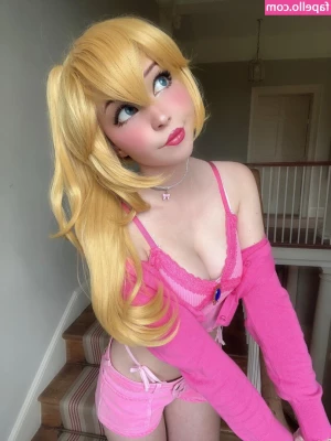 Belle Delphine [ belle-delphine-11 ] - I would love to hold these tits up as I moan your name! Ask me how to