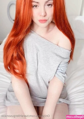 sarahfergusonxxx - Taking it all in