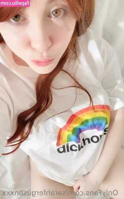 sarahfergusonxxx - i just moved in across the street, you coming to say hi??