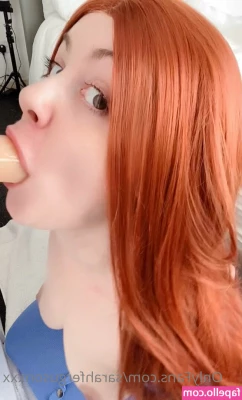 sarahfergusonxxx - Got a request for a new jerk off vid... these old jeans and tiny