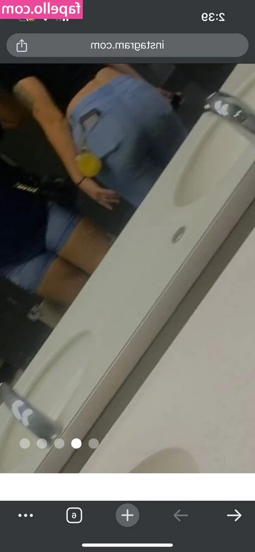 Thatgirlmy_yuh [ thatgirlmy-yuh ] - playing with my ass til I squirt <3