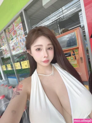 ai_fei9961 [ ai-fei9961 ] - Its a shame I can't post pics like these on insta anymore...Oh well,