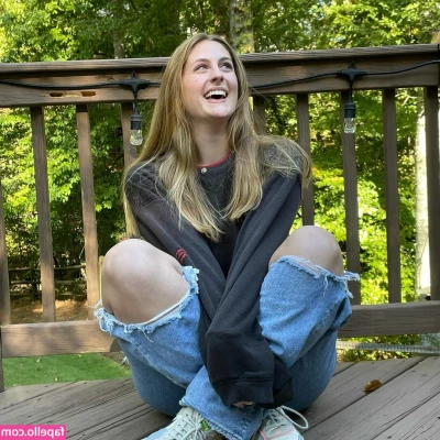 Rachel Wohlford [ rachel-wohlford ] - If you havnt followed my Best Friend yet I don t know why the hell