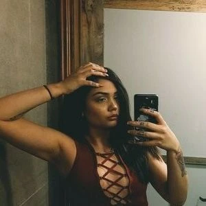 Camila Valencia