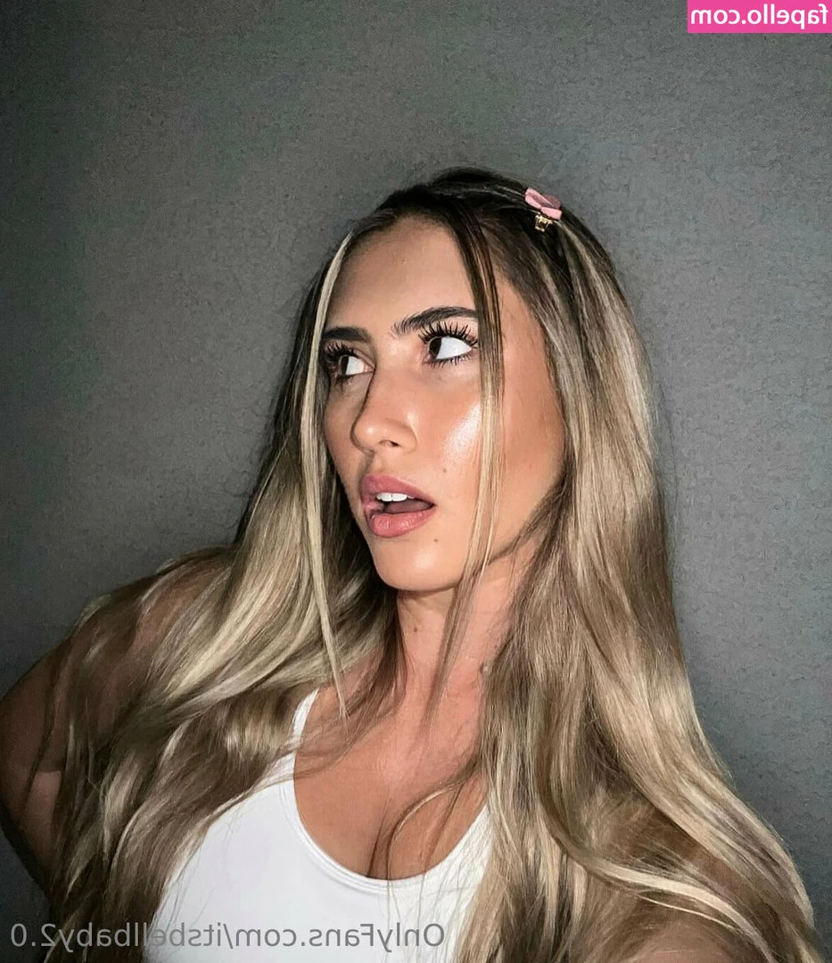 miameetsworld - I can t move and I love it