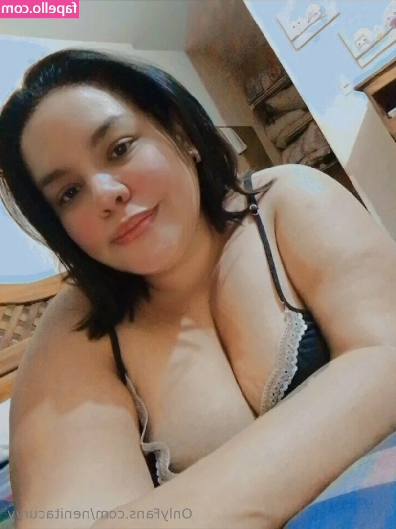 nenitacurvy - Today has been rough lol cheer me up plsssss