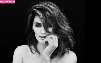 Stana Katic [ stana-katic ] - I am sorry for my inactivity, I had to leave my home but I’ll be