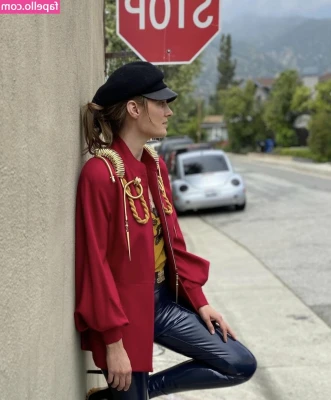 Stana Katic [ stana-katic ] - I guess I shouldn't be naughty two days before Christmas 😱 Or