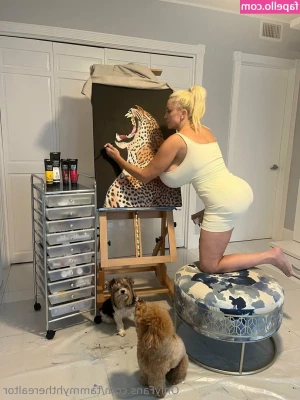 Tammyhtherealtor [ tammyhtherealtor-1 ] - What do you think of my outfit? Don't worry I picked out something