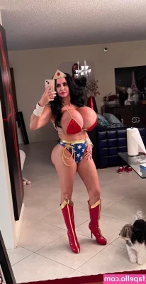 Tammyhtherealtor [ tammyhtherealtor-1 ] - FREE JUST TODAY  sofy_hughes    Sexy ALT girl with tattoos and