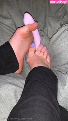 m0_00_m0 [ m0-00-m0 ] - Would anyone be interested in sexting and me adding it on my menu   5