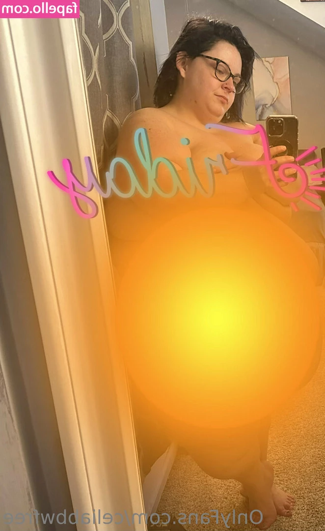 celiabbwfree - Some passionate and loving sex would make me so happy